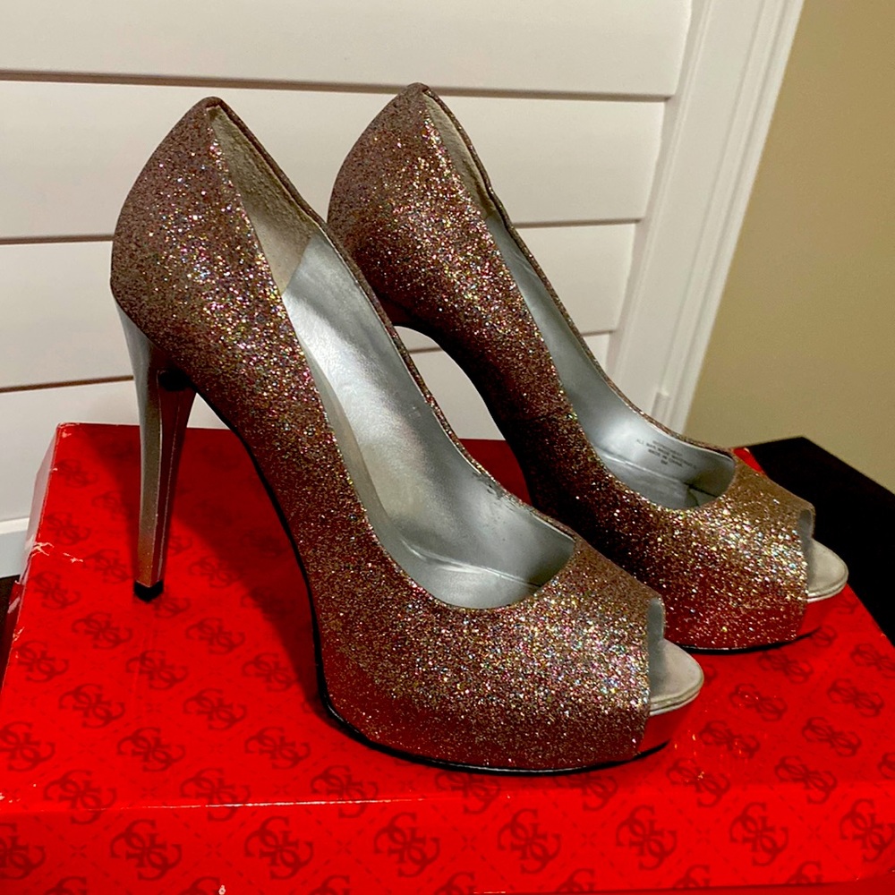 Guess Peep Toe